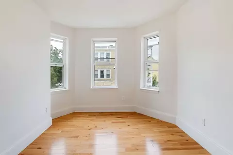 80-84 Shepton St #80-3, Boston, MA 02124