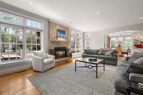 22 Laurel Rd, Weston, MA 02493 photo 15