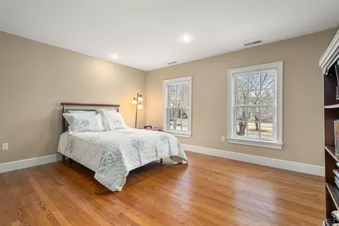22 Laurel Rd, Weston, MA 02493 photo 24