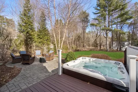 22 Laurel Rd, Weston, MA 02493 photo 41