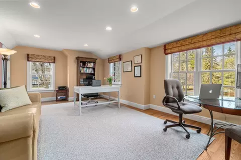 22 Laurel Rd, Weston, MA 02493 photo 28