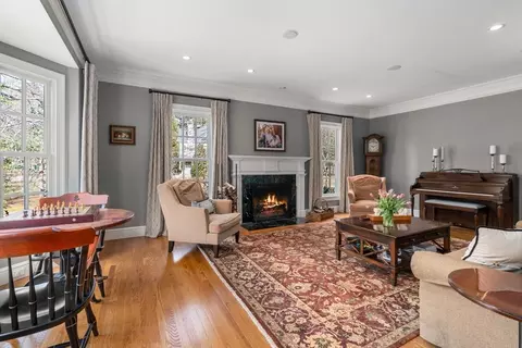 22 Laurel Rd, Weston, MA 02493 photo 5
