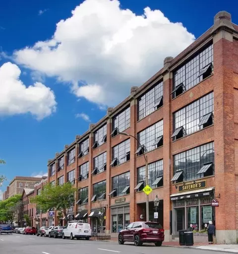 144 Charles St #SPC 2-15, Boston, MA 02114