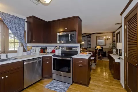 66 Bridle Path Rd, Chicopee, MA 01013 photo 6