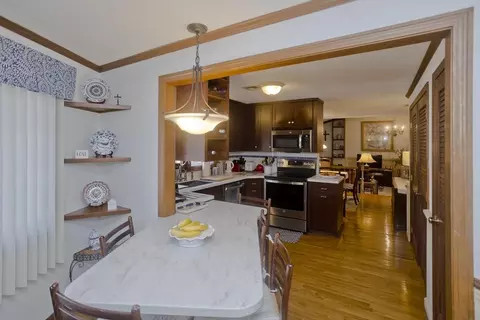 66 Bridle Path Rd, Chicopee, MA 01013 photo 4