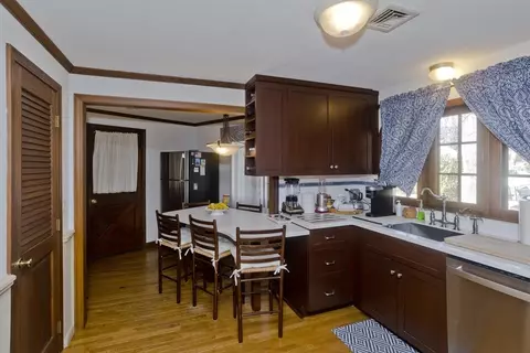 66 Bridle Path Rd, Chicopee, MA 01013 photo 3