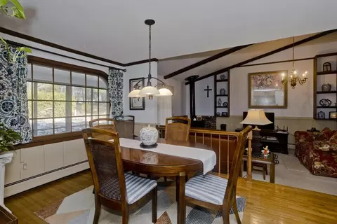 66 Bridle Path Rd, Chicopee, MA 01013 photo 8