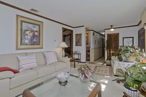 66 Bridle Path Rd, Chicopee, MA 01013 photo 13