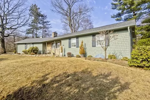 66 Bridle Path Rd, Chicopee, MA 01013 photo 2