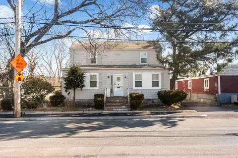 660 Canterbury St, Boston, MA 02131