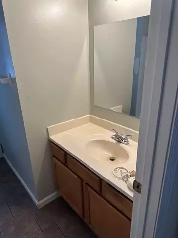 255-257 Roy St, Springfield, MA 01104 photo 6
