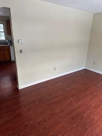 255-257 Roy St, Springfield, MA 01104 photo 3