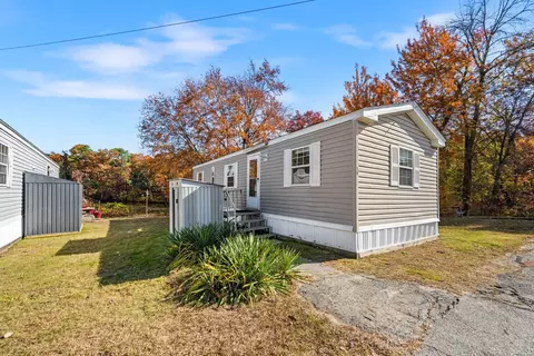751 Washington St #36, Auburn, MA 01501