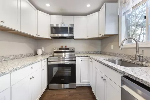 Kitchen - 9 Ledge Rd, Norton, MA 02766 photo 1 of 2