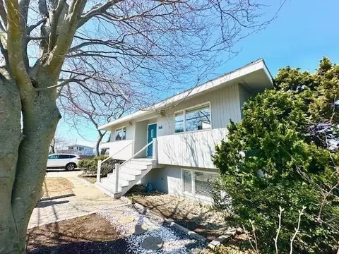 3 Fallon Way, Nahant, MA 01908