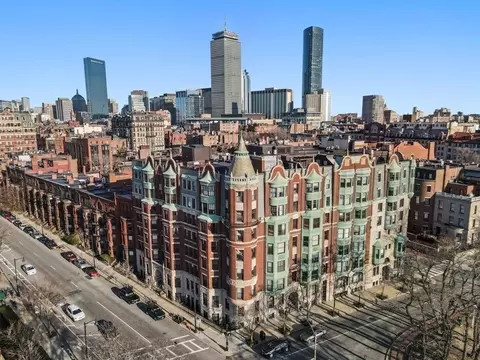 View/Area - 4 Charlesgate E #407, Boston, MA 02215 photo 5 of 7