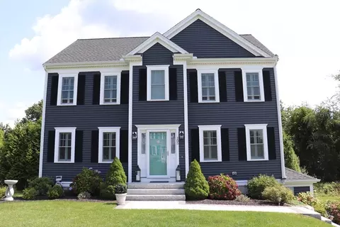 105 Windward Way, Swansea, MA 02777