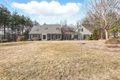 6 Wagon Dr, Wilbraham, MA 01095