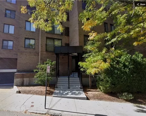 1243 Beacon St #7B, Brookline, MA 02446 photo 2
