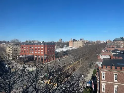 1243 Beacon St #7B, Brookline, MA 02446 photo 14