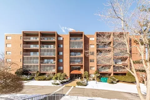 2 Summit Dr #47, Reading, MA 01867 photo 3