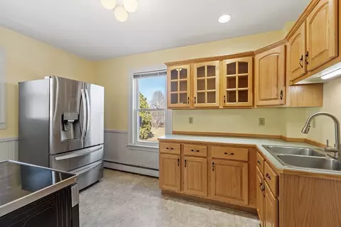 15 Abbott St, Gardner, MA 01440 photo 12