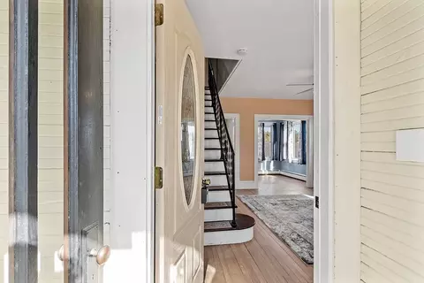 15 Abbott St, Gardner, MA 01440 photo 4
