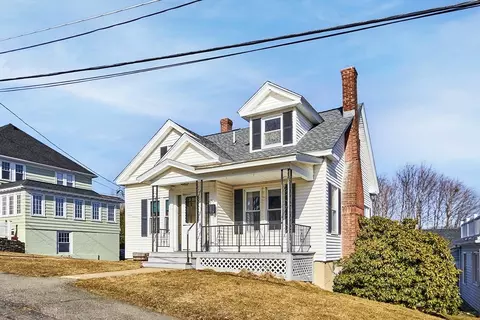 15 Abbott St, Gardner, MA 01440