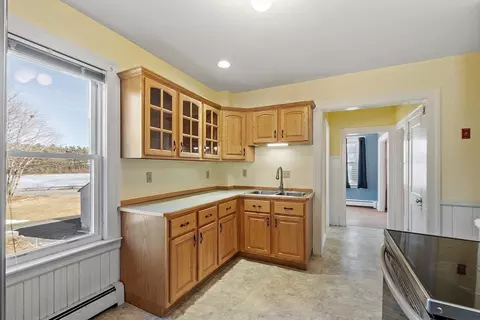 15 Abbott St, Gardner, MA 01440 photo 9