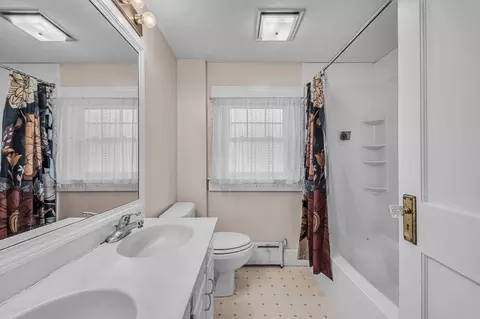 Bath - 53 Eckington St, Springfield, MA 01108 photo 3 of 3