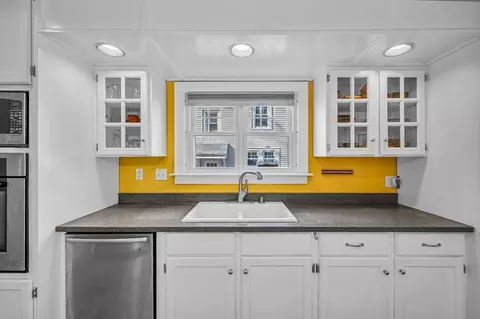 Kitchen - 53 Eckington St, Springfield, MA 01108 photo 2 of 3