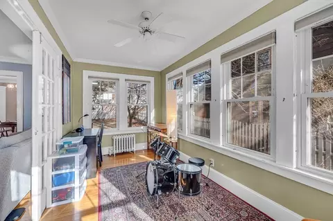 Entry Way - 53 Eckington St, Springfield, MA 01108 photo 2 of 3
