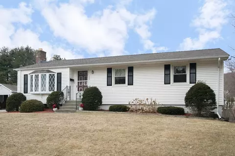 130 Burnett St, Auburn, MA 01501
