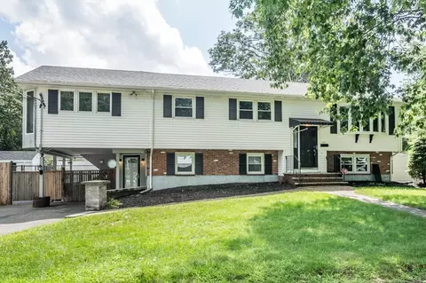 54 Michael Dr, Brockton, MA 02301