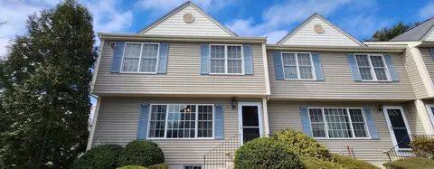 10 Fuller Ave #1, Attleboro, MA 02703