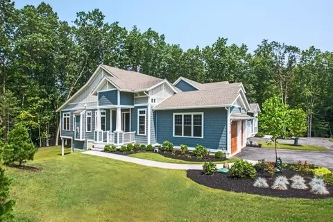 26 Legacy Ln # A, Groton, MA 01450