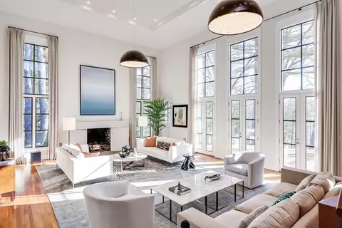 75 Buttricks Hill Dr, Concord, MA 01742