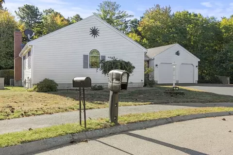 20 Lynne Rd, Wareham, MA 02571 photo 4