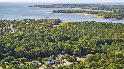 20 Lynne Rd, Wareham, MA 02571 photo 3
