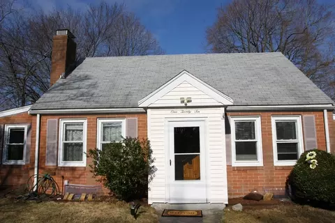 126 Russell Rd, Newton, MA 02465