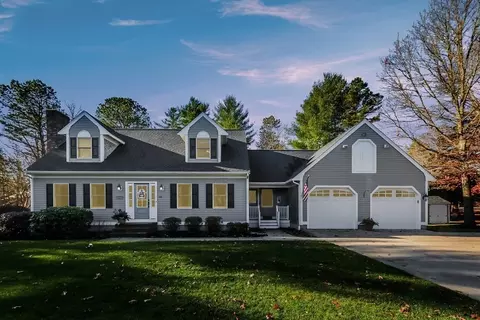 26 Southwind Way, Dartmouth, MA 02747