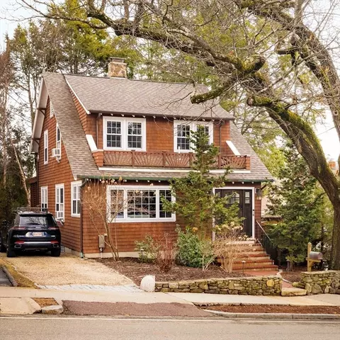 9 Eastern Ave, Arlington, MA 02476