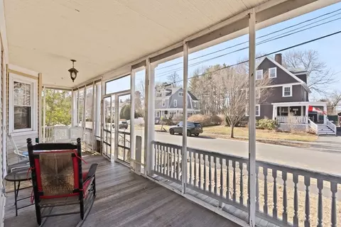 38 Riverside Pl, Walpole, MA 02081 photo 5