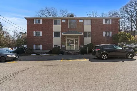 192 Bolton St #08, Marlborough, MA 01752