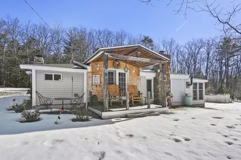 64 Old County Rd, Winchendon, MA 01475