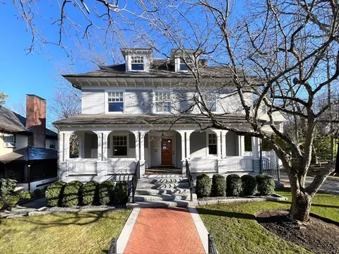 96 Dean Rd, Brookline, MA 02445
