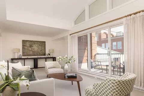130 Mount Auburn St #506, Cambridge, MA 02138