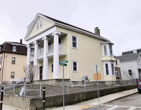 28 Brighton St, Boston, MA 02129