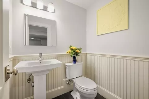 Bath - 21 Cushing Rd, Wellesley, MA 02481 photo 6 of 7