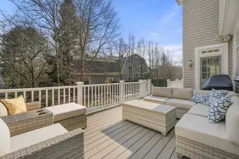 Exterior - 21 Cushing Rd, Wellesley, MA 02481 photo 2 of 3